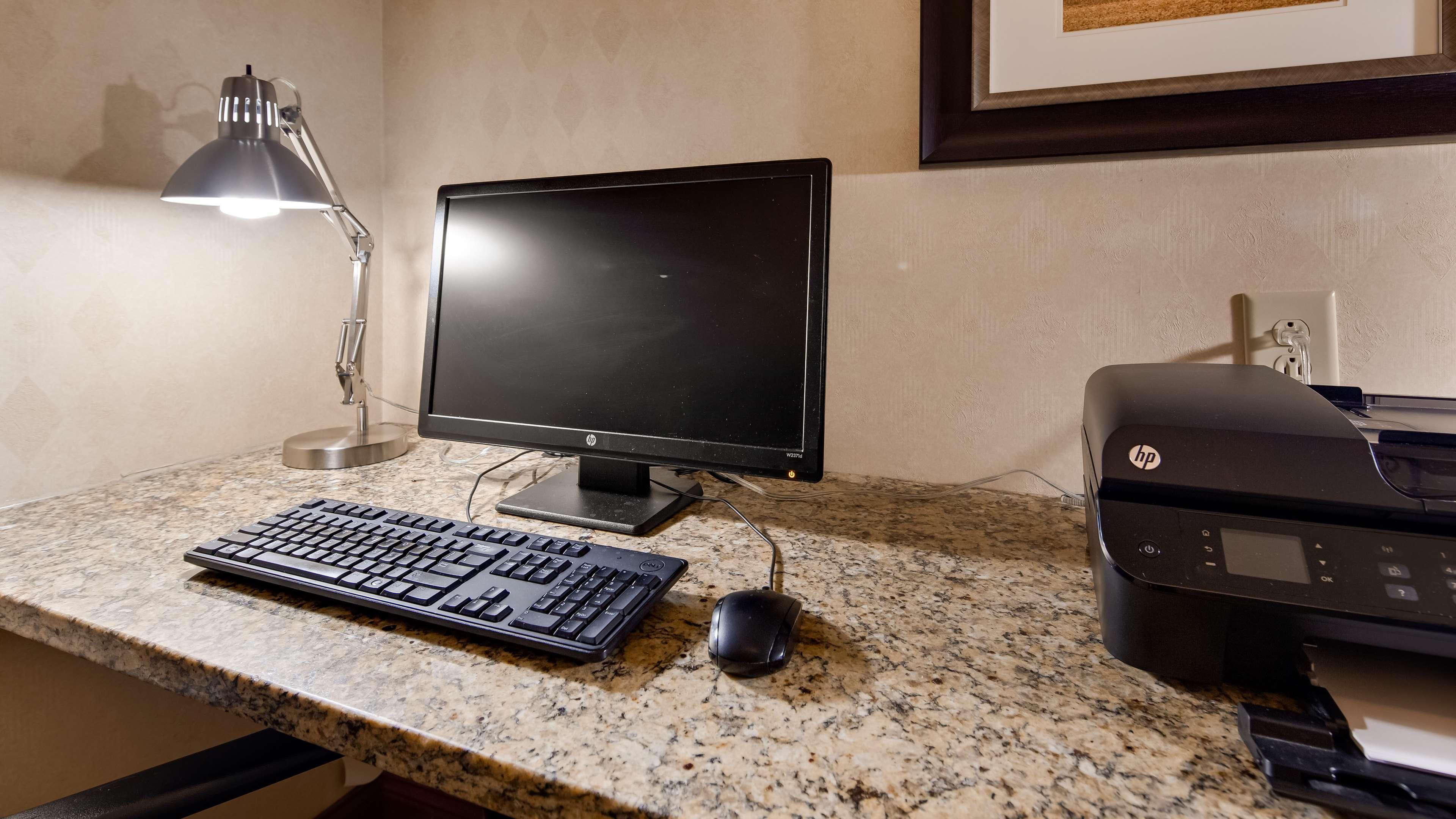 Best Western Executive Inn - Latta Berrys Crossroads Exterior photo