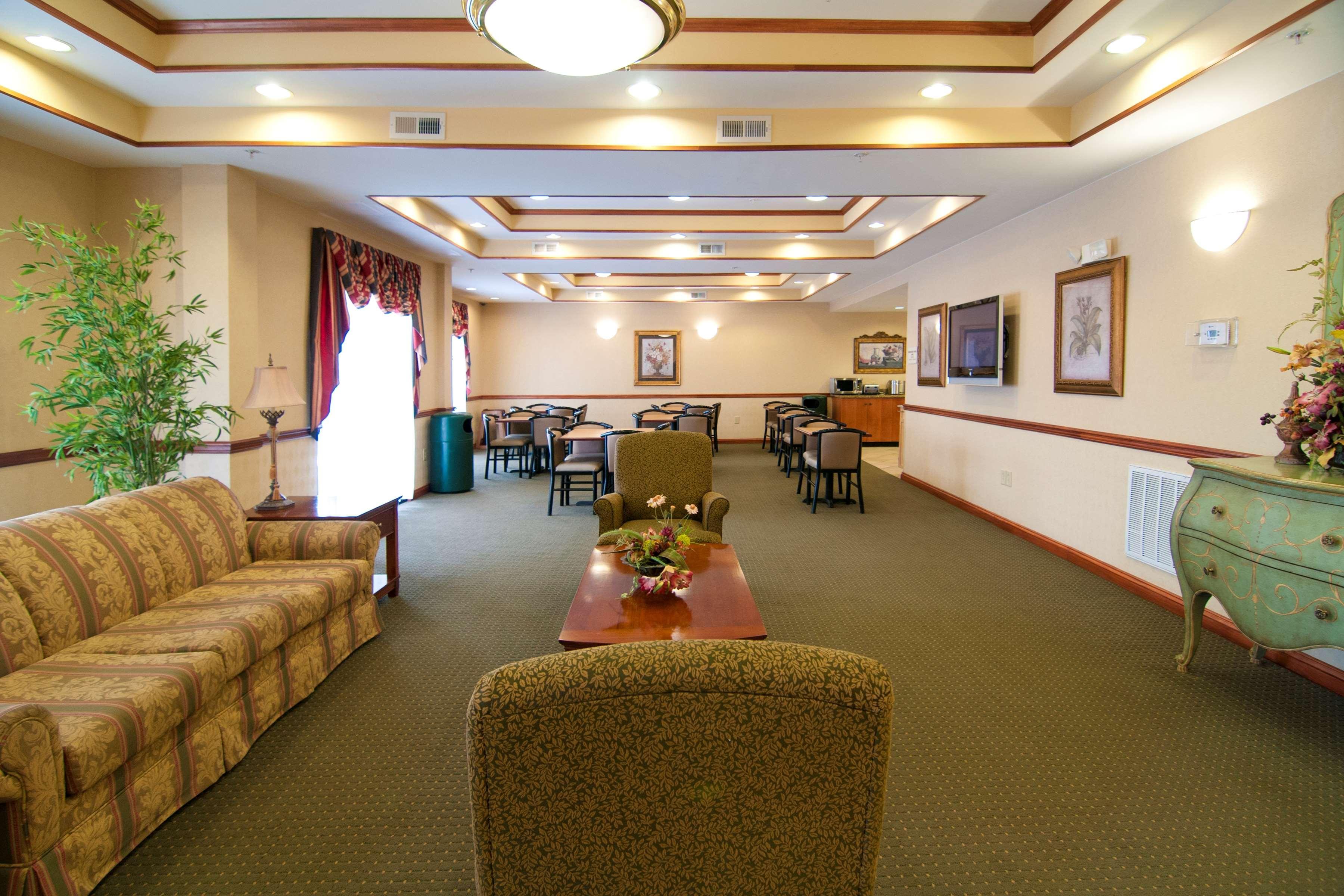 Best Western Executive Inn - Latta Berrys Crossroads Exterior photo